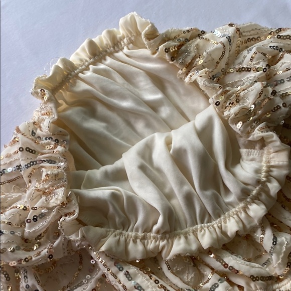 Sequin Embellished Cream Romper. Color Ivory - Picture 8 of 9